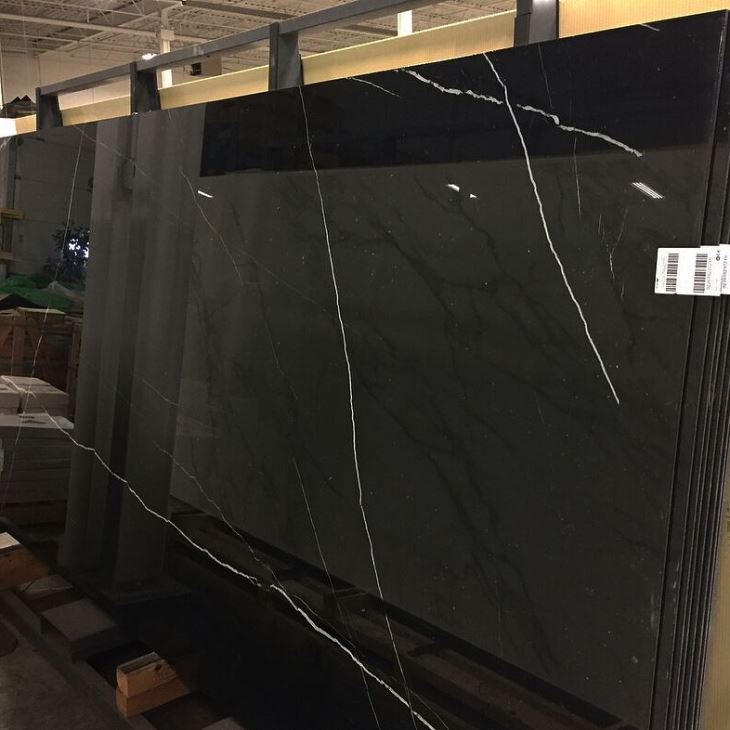 Μαρμάρινη πλάκα Nero Marquina
